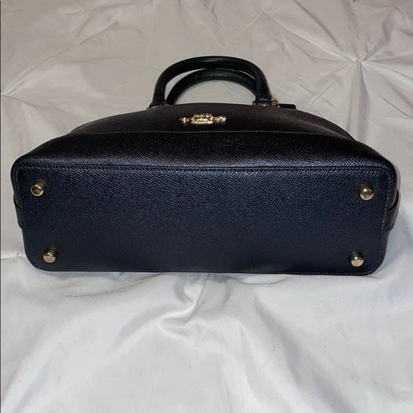 Coach Purse Set *FINAL OFFER PRICE* - Picture 2 of 7